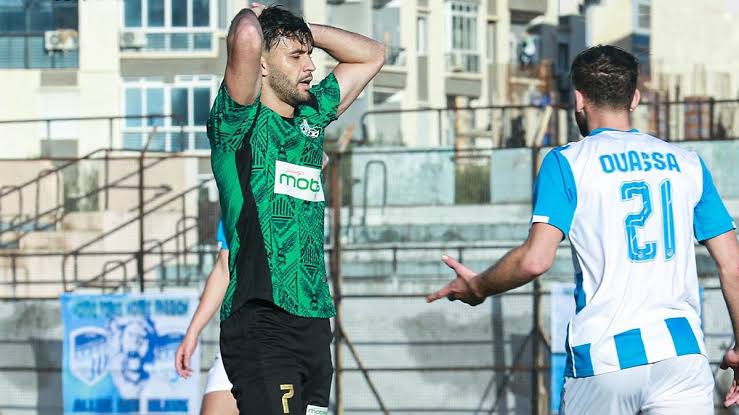 L'Olympique Akbou s'empare de la deuxième place et menace le trône du MCA