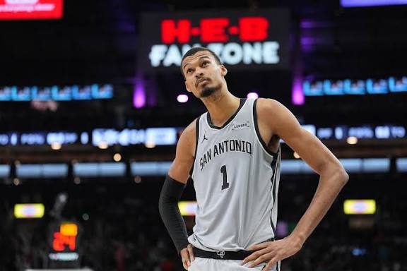 Wembanyama de nouveau nommé 