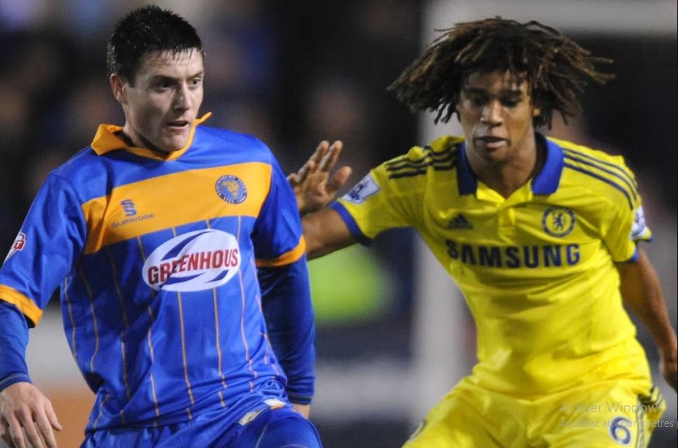 Manchester City fixe ses conditions au Barça pour Nathan Aké