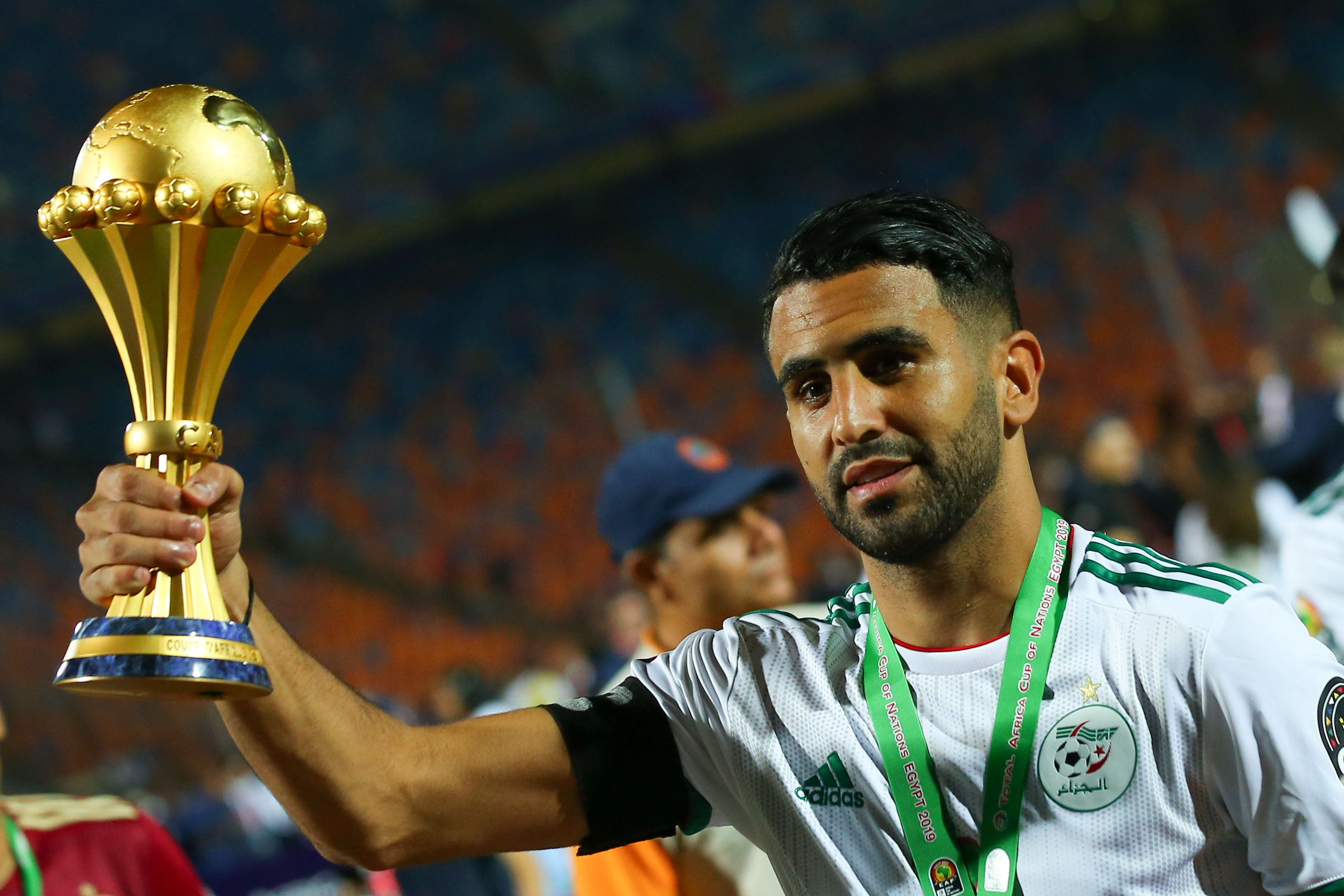 Anniversaire : La CAF rend un hommage à Riyad Mahrez