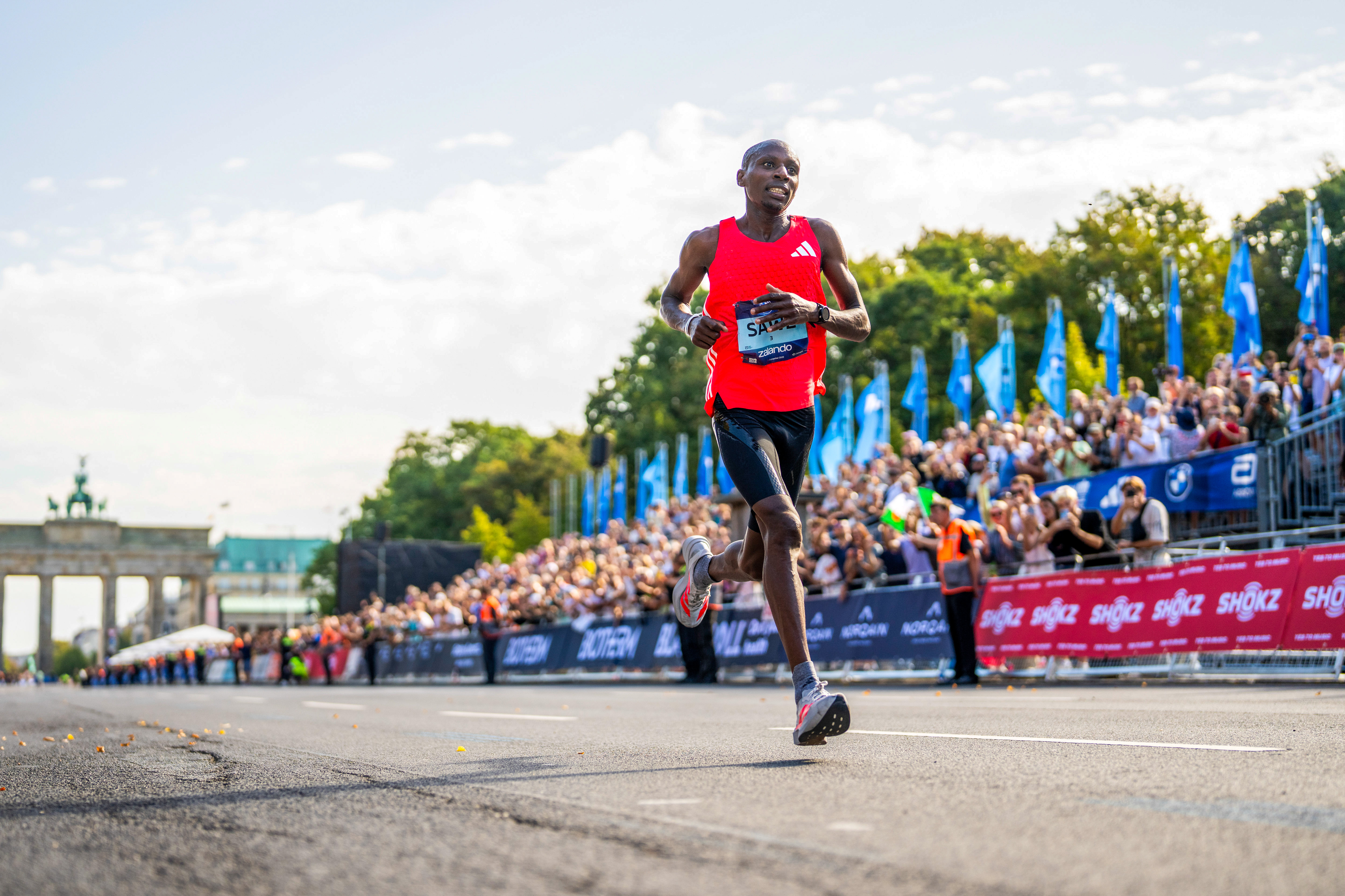 Le Kényan Sabastian Sawe remporte le marathon et se fait un nom