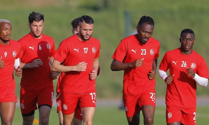 Les 5 nommés pour le titre de joueur du mois au CRB