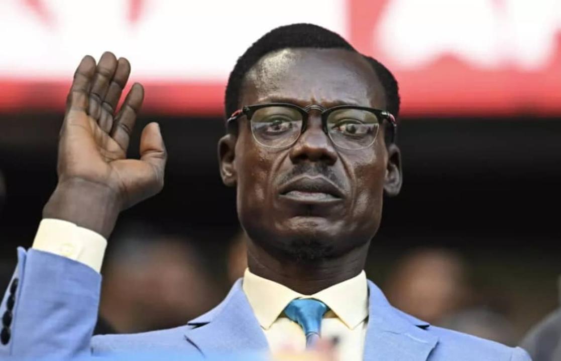 Le célèbre supporter congolais invité par les stars des « Verts »