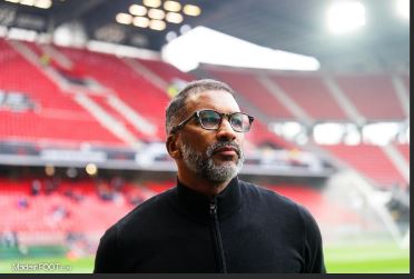 Habib Beye reconnaît la supériorité du PSG