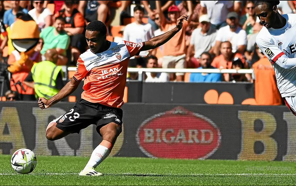 Bournemouth : le PSG surveille Kroupi