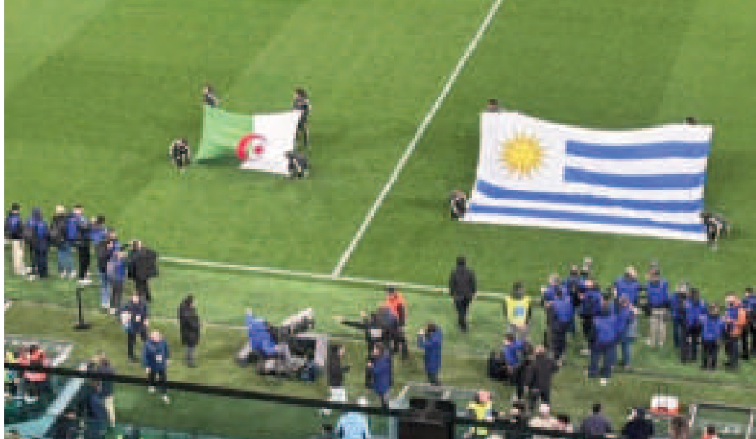 Scandale des Drapeaux : À qui la faute ?