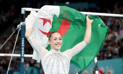 Kaylia Nemour dévoile son livre