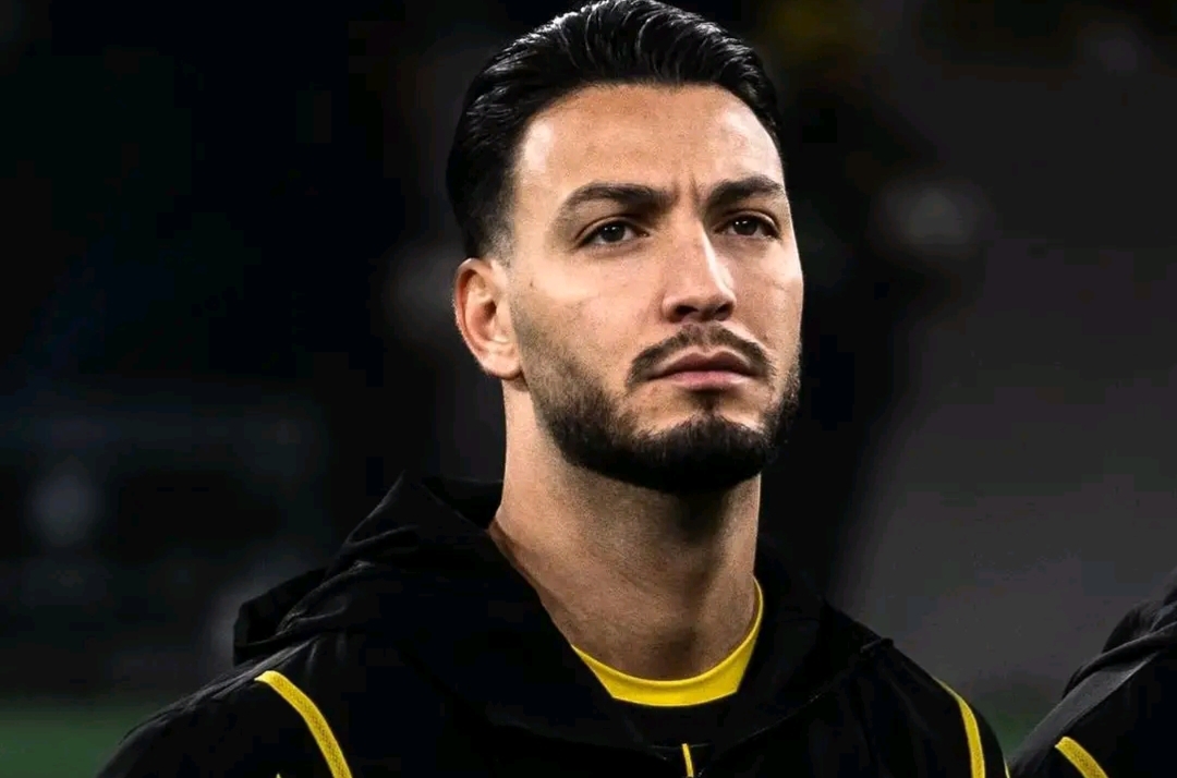 Ramy Bensebaini sur le toit de l'Europe