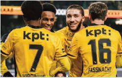 Hajjam brille avec trois contributions