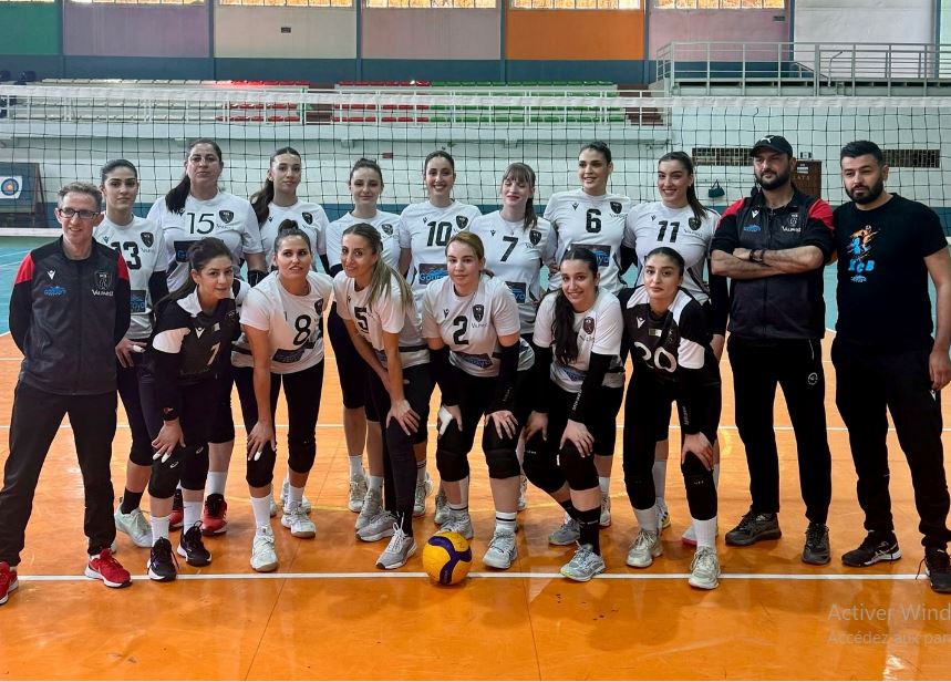 Défaite du NC Bejaia face à l'ES Tunis (2-3)