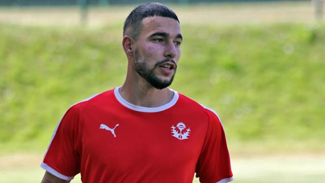 Le transfert de Mergham à Bastia révèle le chaos à la JSK