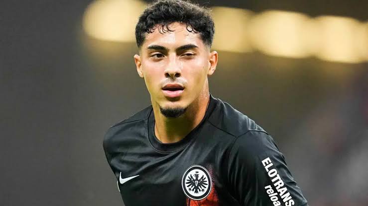 Cesc Fàbregas veut Farès Chaïbi 