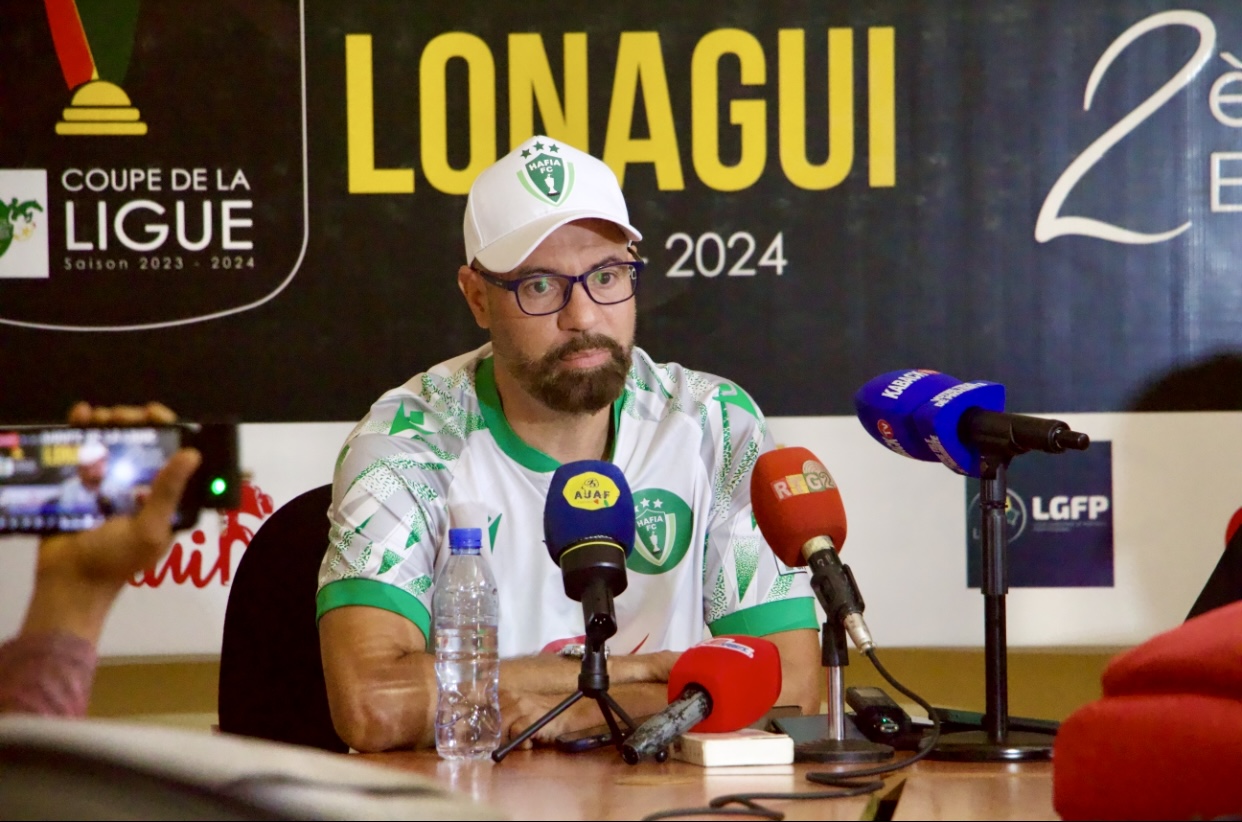 Lakhder Adjalli salue la performance du CR Belouizdad