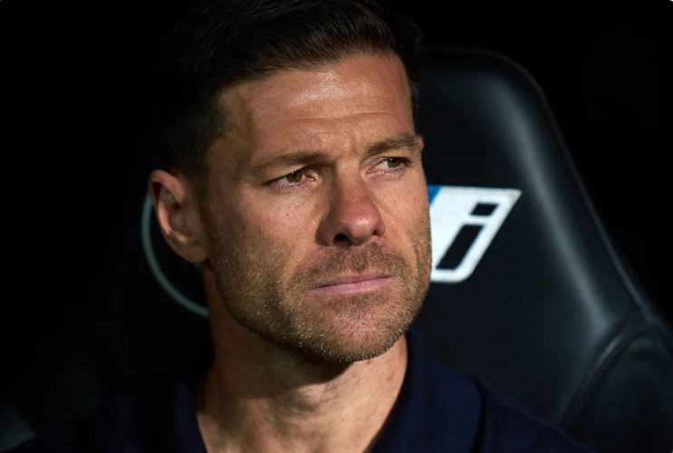 Le vestiaire a tranché entre Xabi Alonso et Vinicius Jr