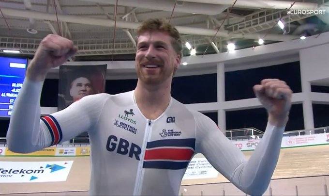 Truman et Kopecky en or