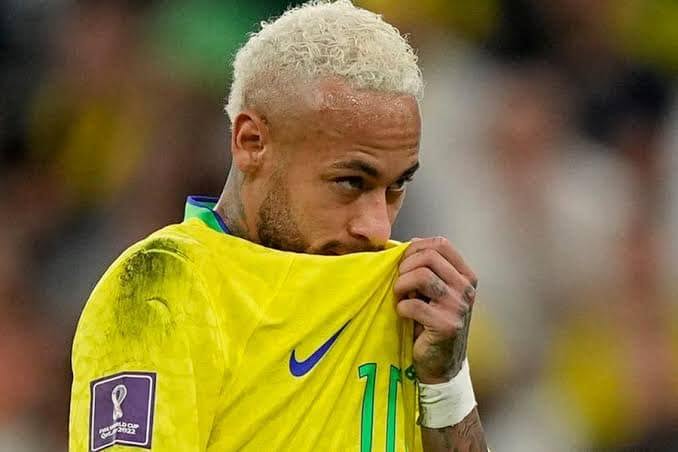 Neymar annonce qu’il pourrait prendre sa retraite !