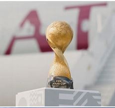 Jouha accueille les invités à Doha