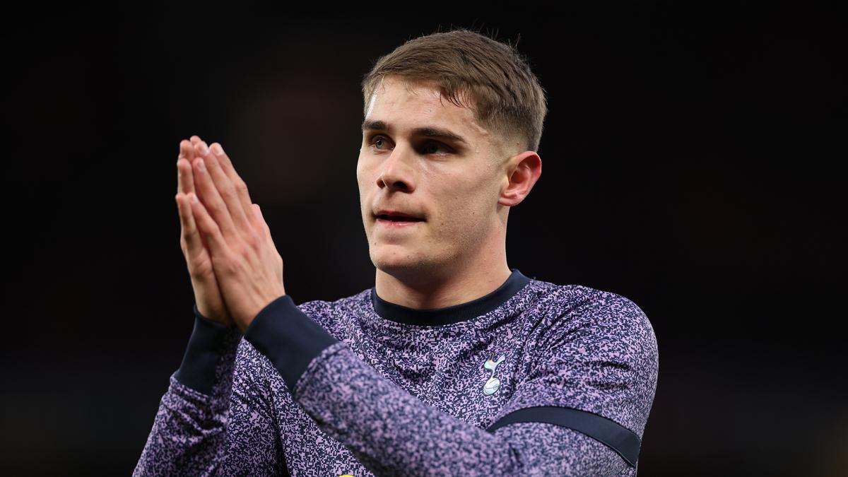 Micky van de Ven s’est excusé auprès de d’Alexander Isak