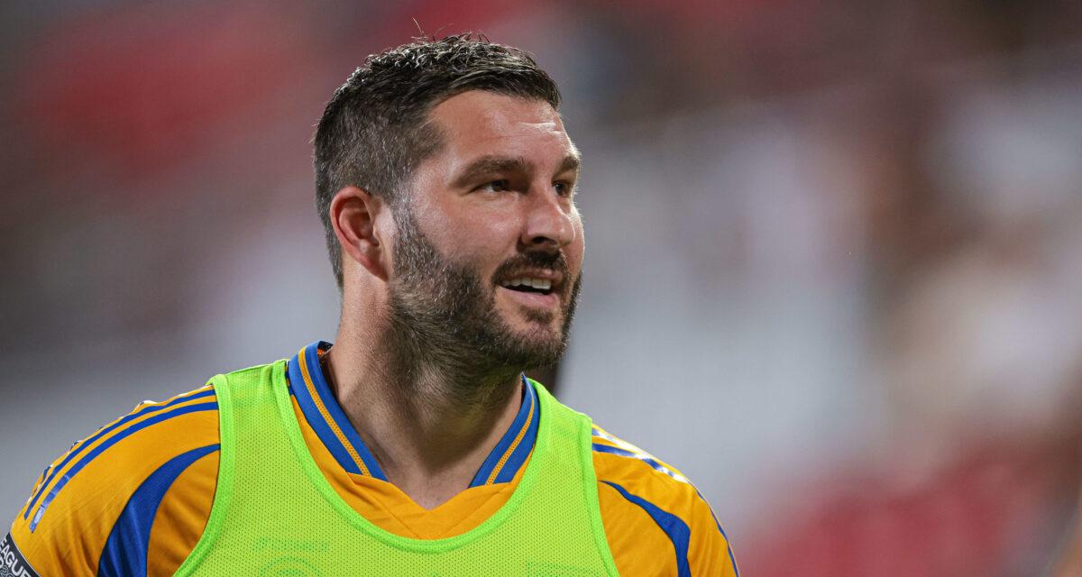 André-Pierre Gignac agressé par un supporter de Toluca