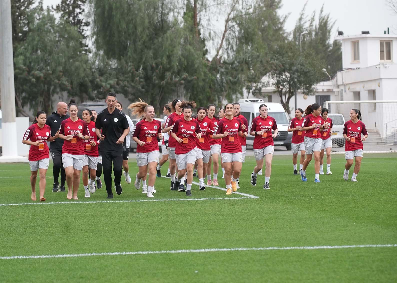 La sélection algérienne reprend le travail à Alger