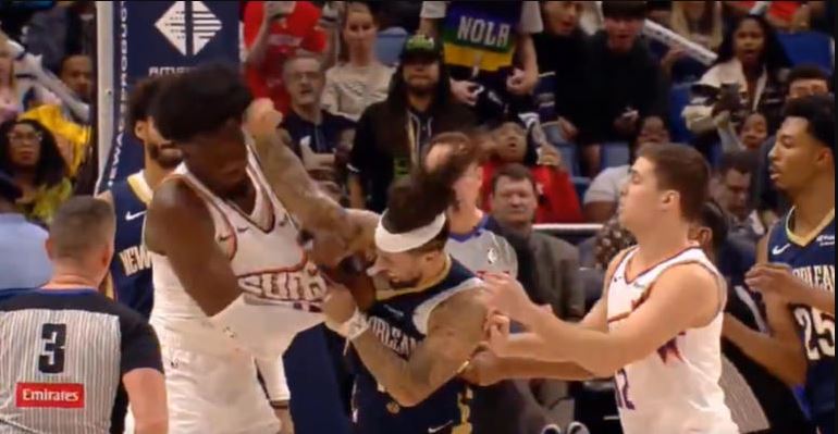 Alvarado et Williams suspendus pour s'être battus