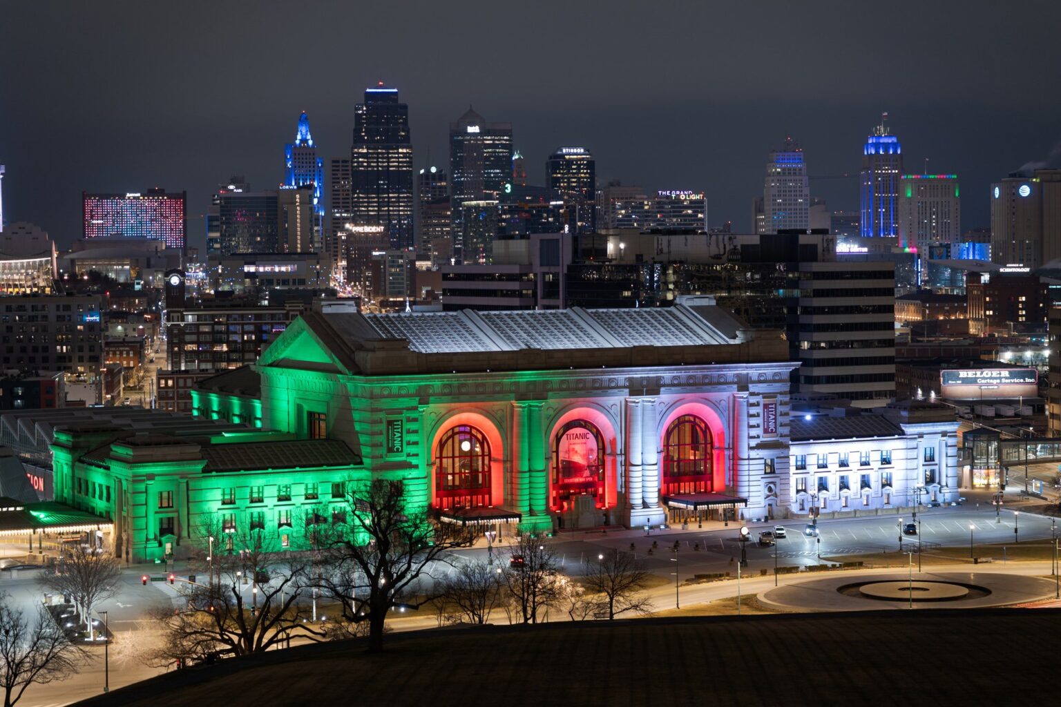 La ville de Kansas aux couleurs nationales
